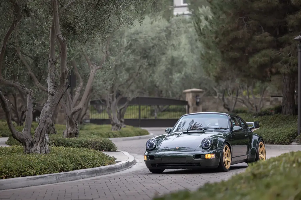 World’s First Software-Defined Powertrain for Premium and Niche Automakers